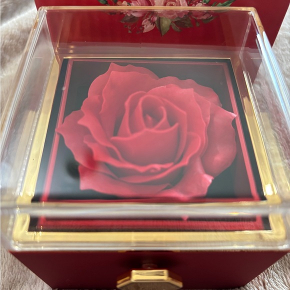 Eternal Red Rose Rotating Jewelry Gift Box Rotate from Rose 🌹 to Jewelry box - Picture 3 of 11